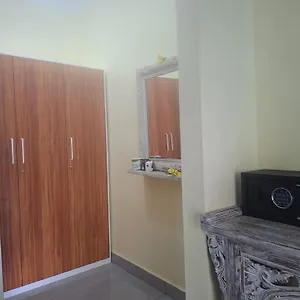 Krisda Guest house